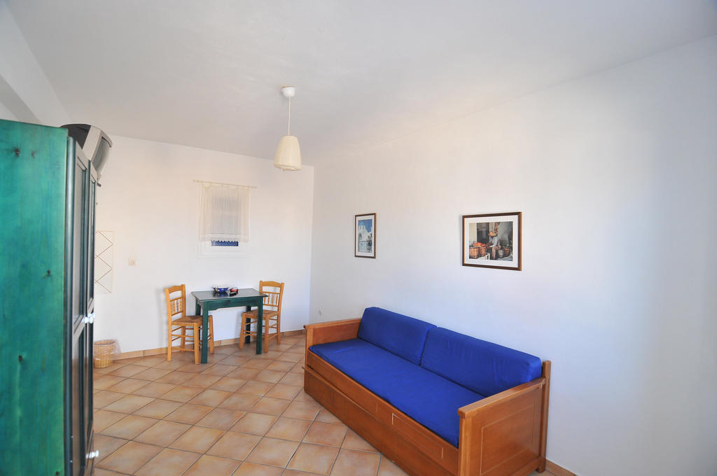 Votsalo Apartments ناوسا الغرفة الصورة